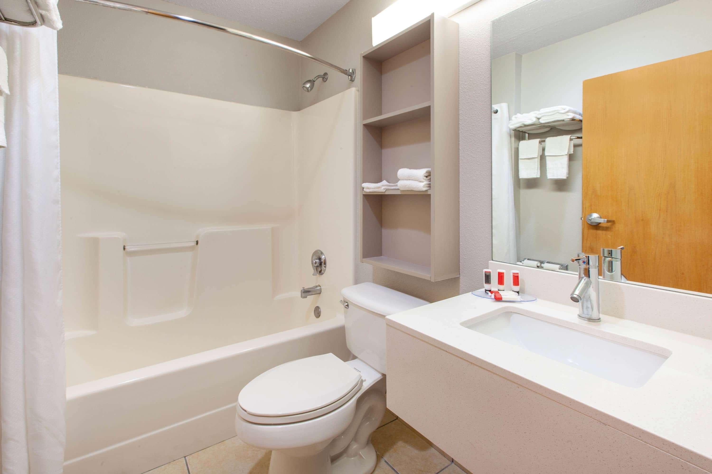 Microtel Inn & Suites By Wyndham Pittsburgh Airport Robinson Township Eksteriør bilde