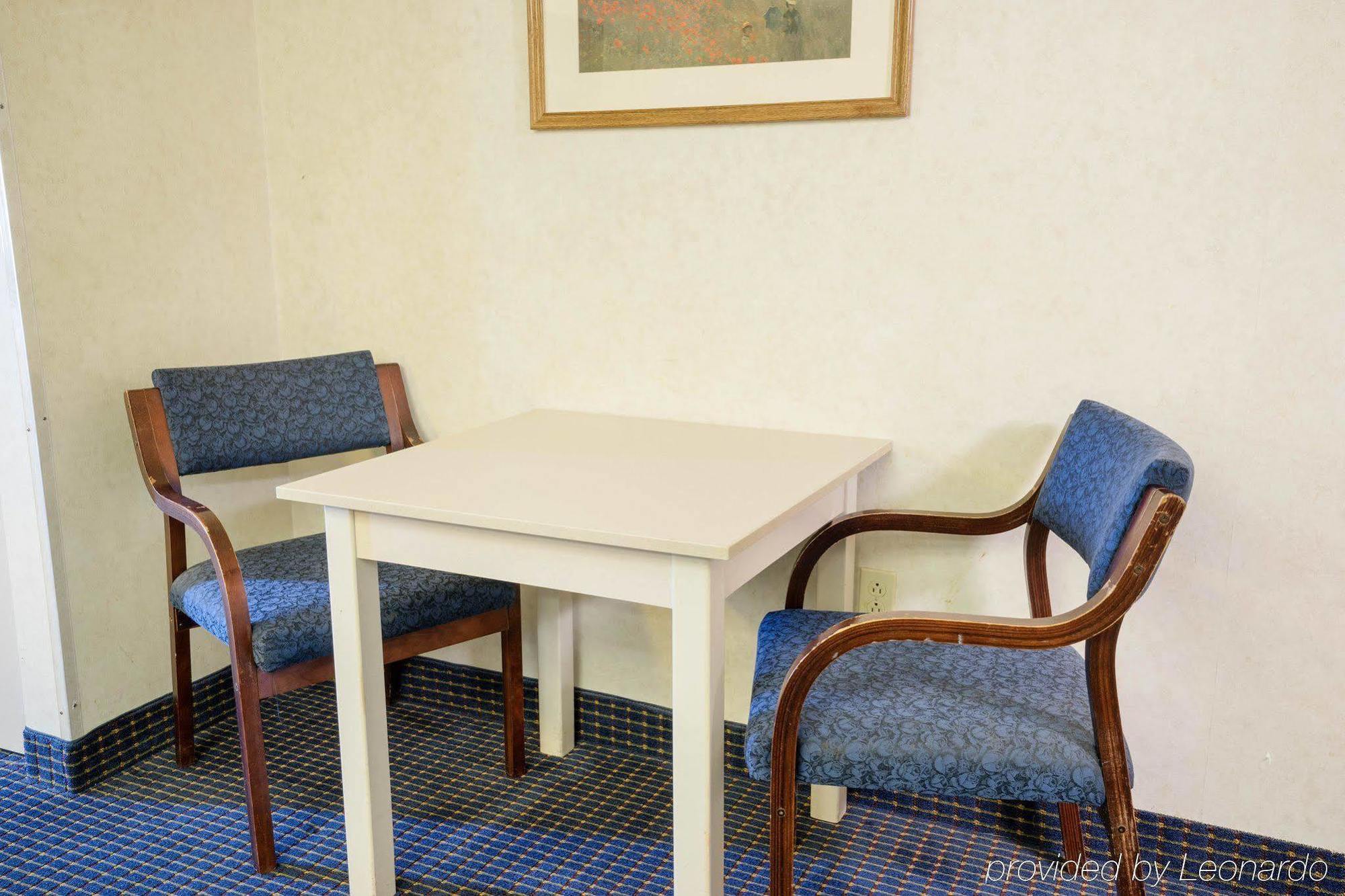 Microtel Inn & Suites By Wyndham Pittsburgh Airport Robinson Township Eksteriør bilde