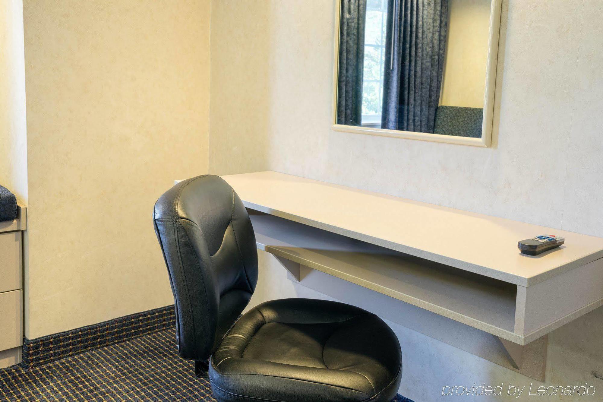 Microtel Inn & Suites By Wyndham Pittsburgh Airport Robinson Township Eksteriør bilde
