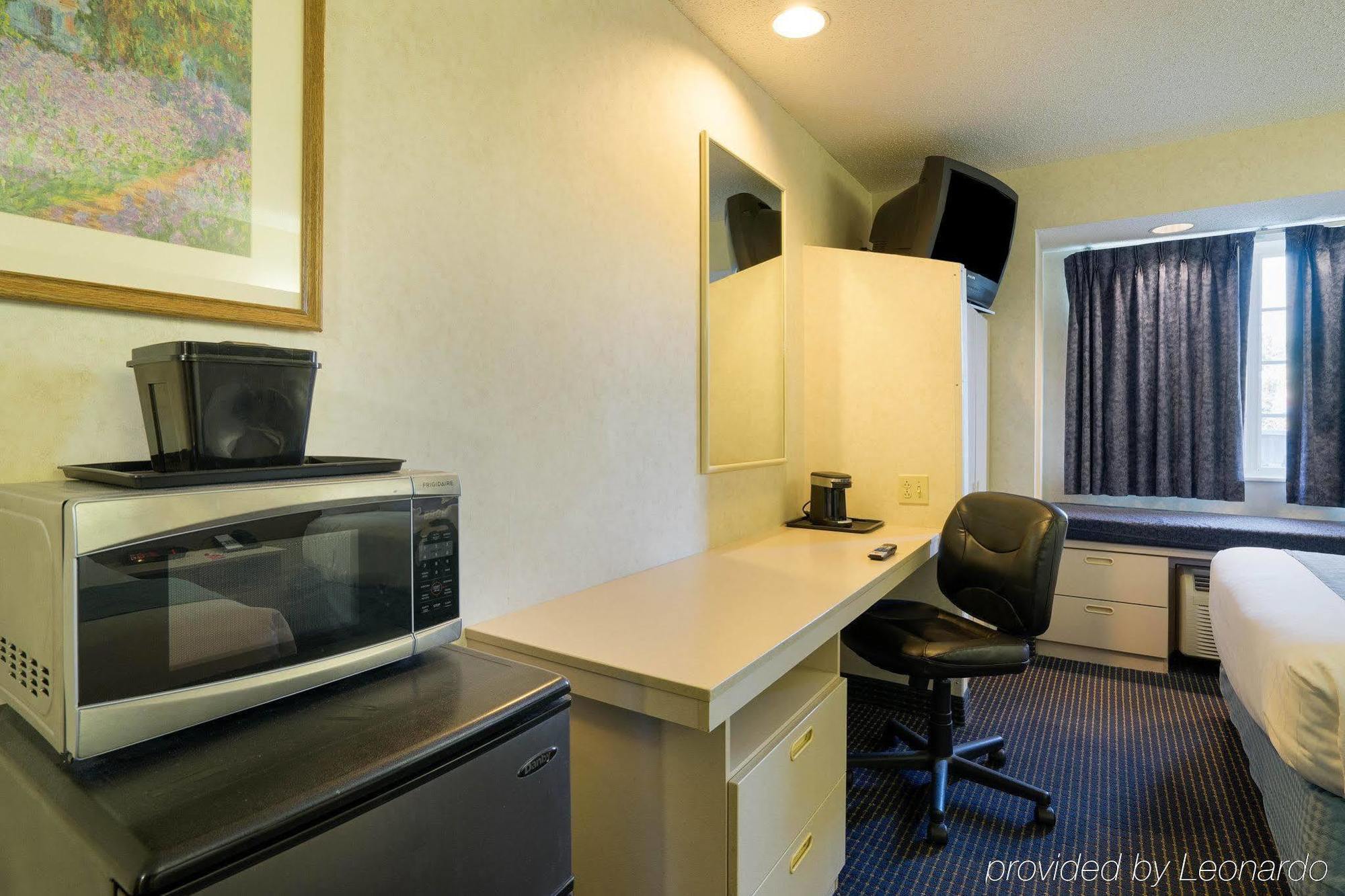 Microtel Inn & Suites By Wyndham Pittsburgh Airport Robinson Township Eksteriør bilde