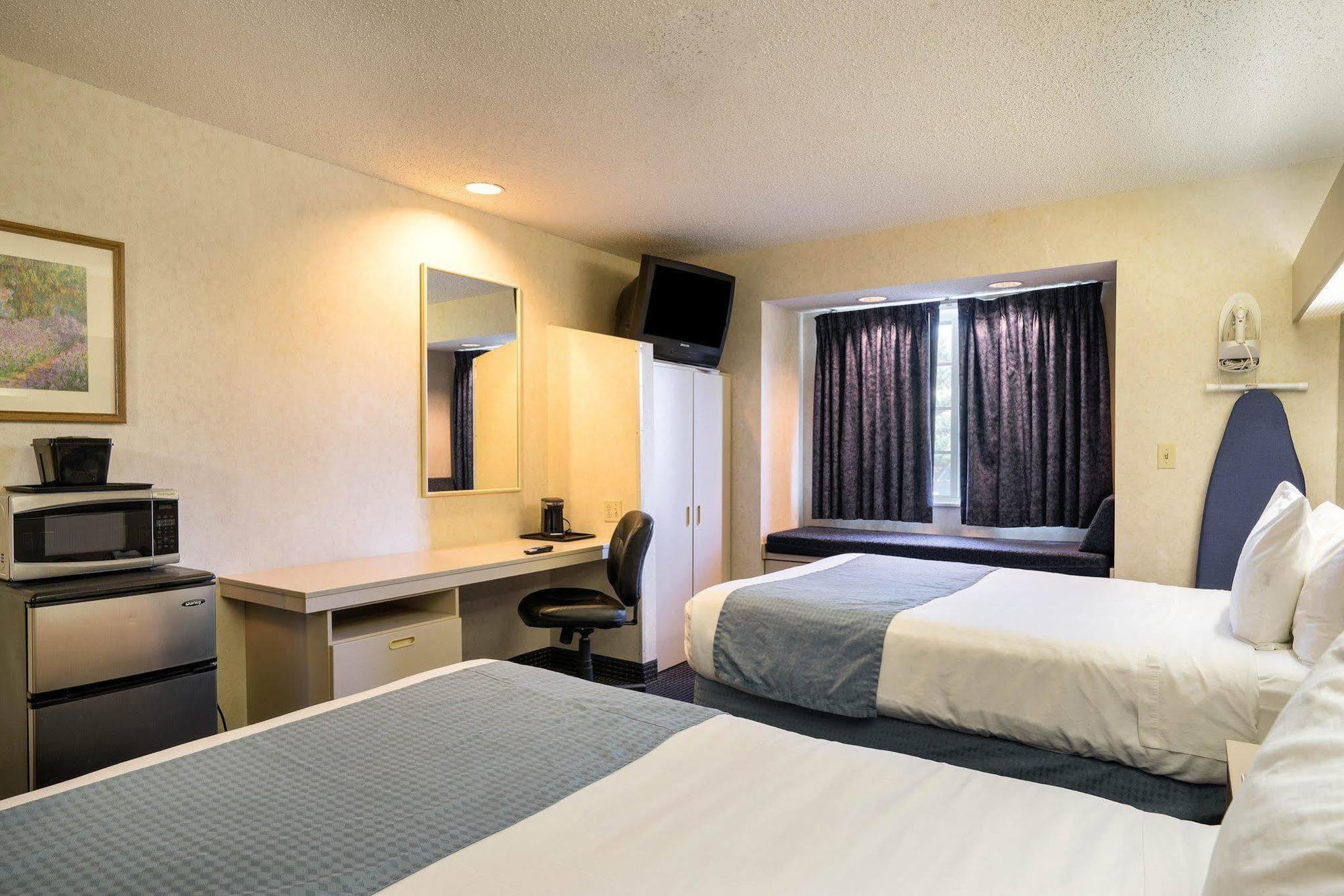 Microtel Inn & Suites By Wyndham Pittsburgh Airport Robinson Township Eksteriør bilde