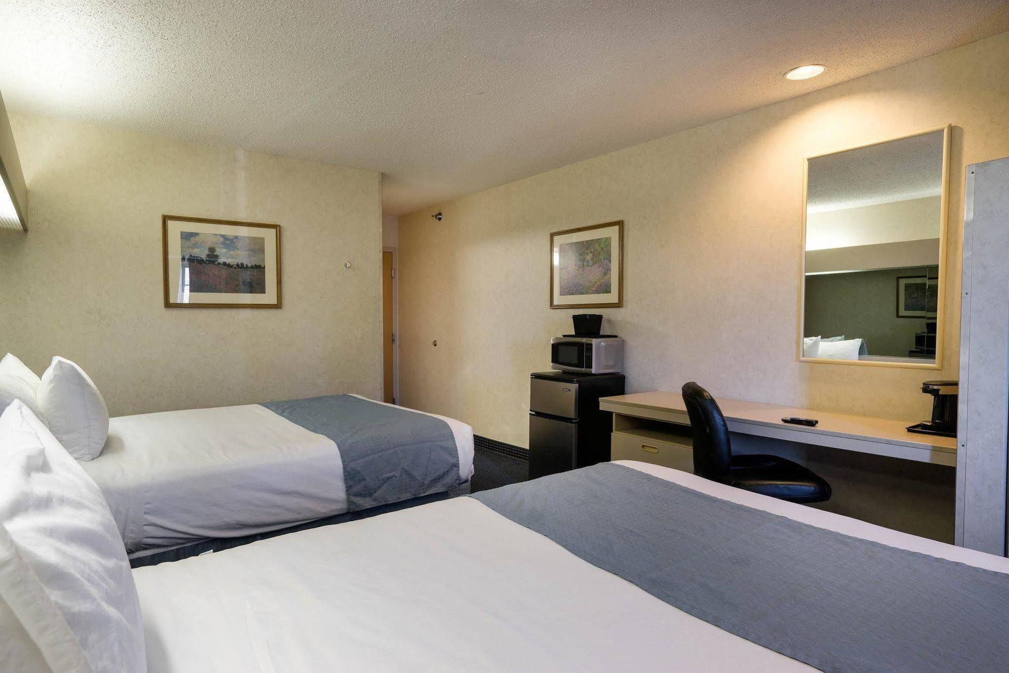 Microtel Inn & Suites By Wyndham Pittsburgh Airport Robinson Township Eksteriør bilde