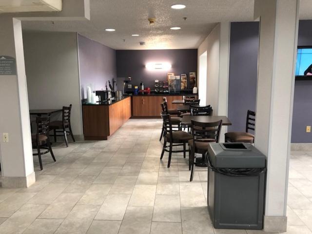 Microtel Inn & Suites By Wyndham Pittsburgh Airport Robinson Township Eksteriør bilde